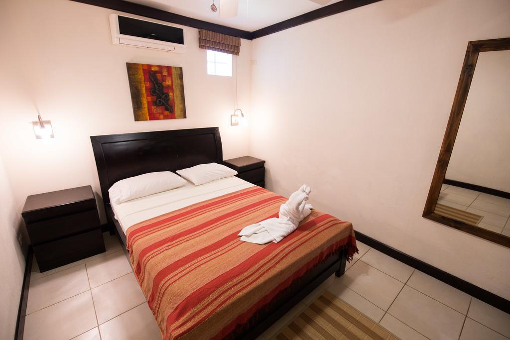 Tuanis Aparthotel Jacó Exterior foto
